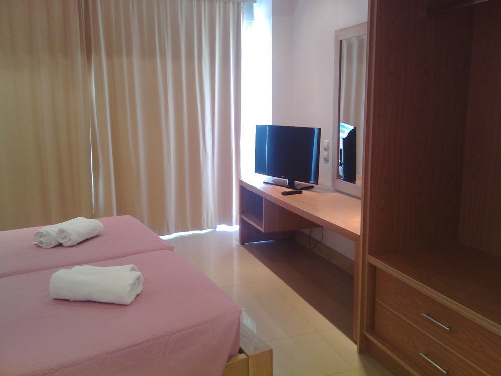 Maria Apartments 阿齐亚·佩拉加 外观 照片